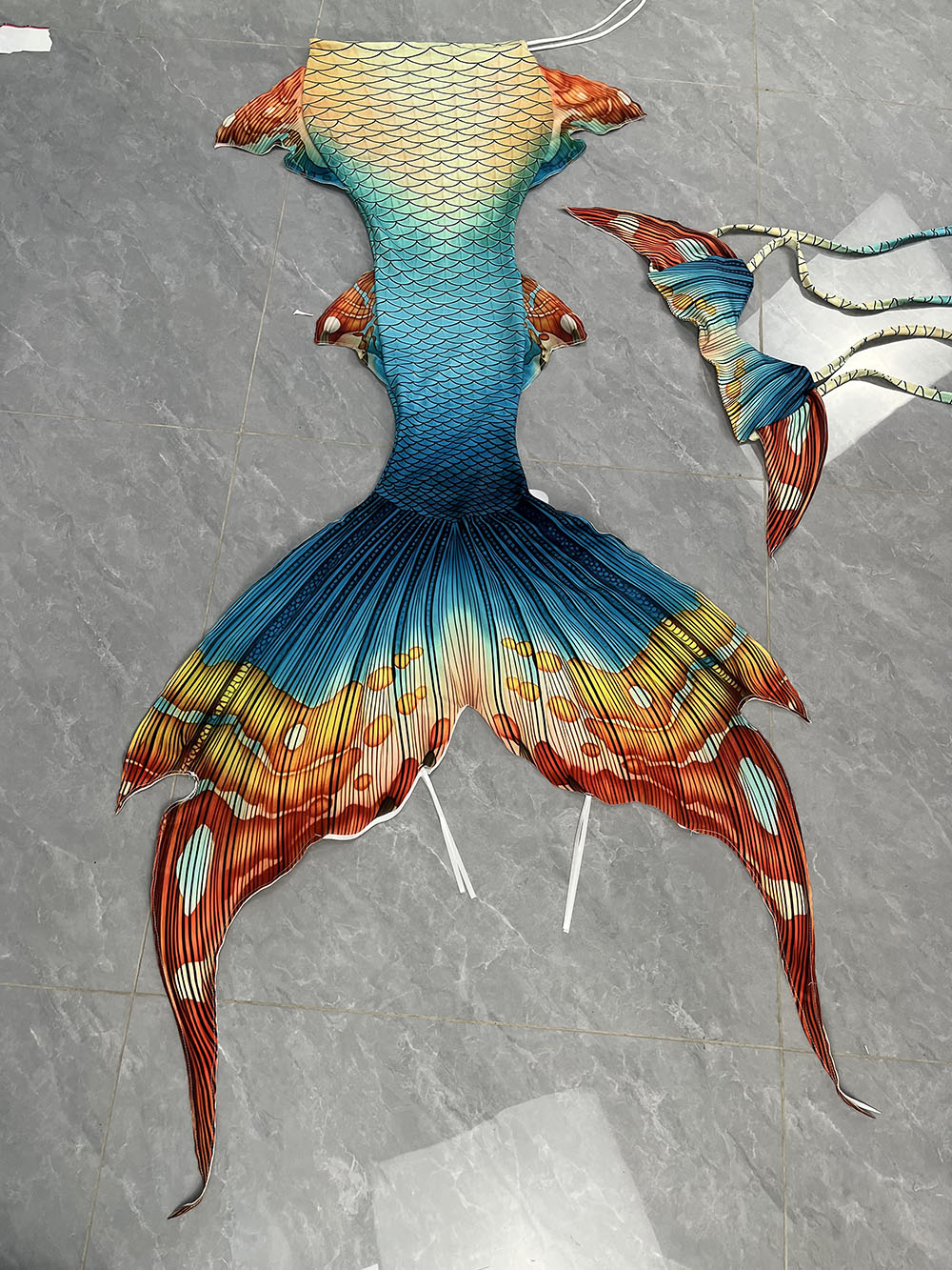 نمط جديد حورية البحر ذيل حورية - مراجعة Aquarium & Marine Museum Ums وسعره